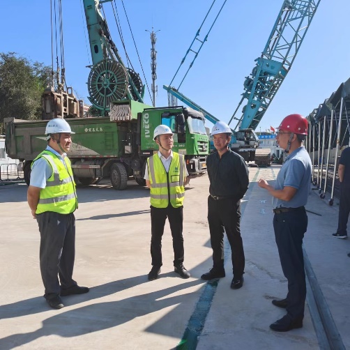 尊龙时凯集团向导带队开展“中秋”“国庆”节前清静生产检查