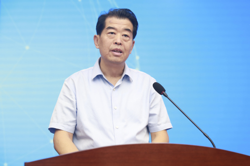 中国测绘学会宋超智理事长一行莅临尊龙时凯集团调研指导