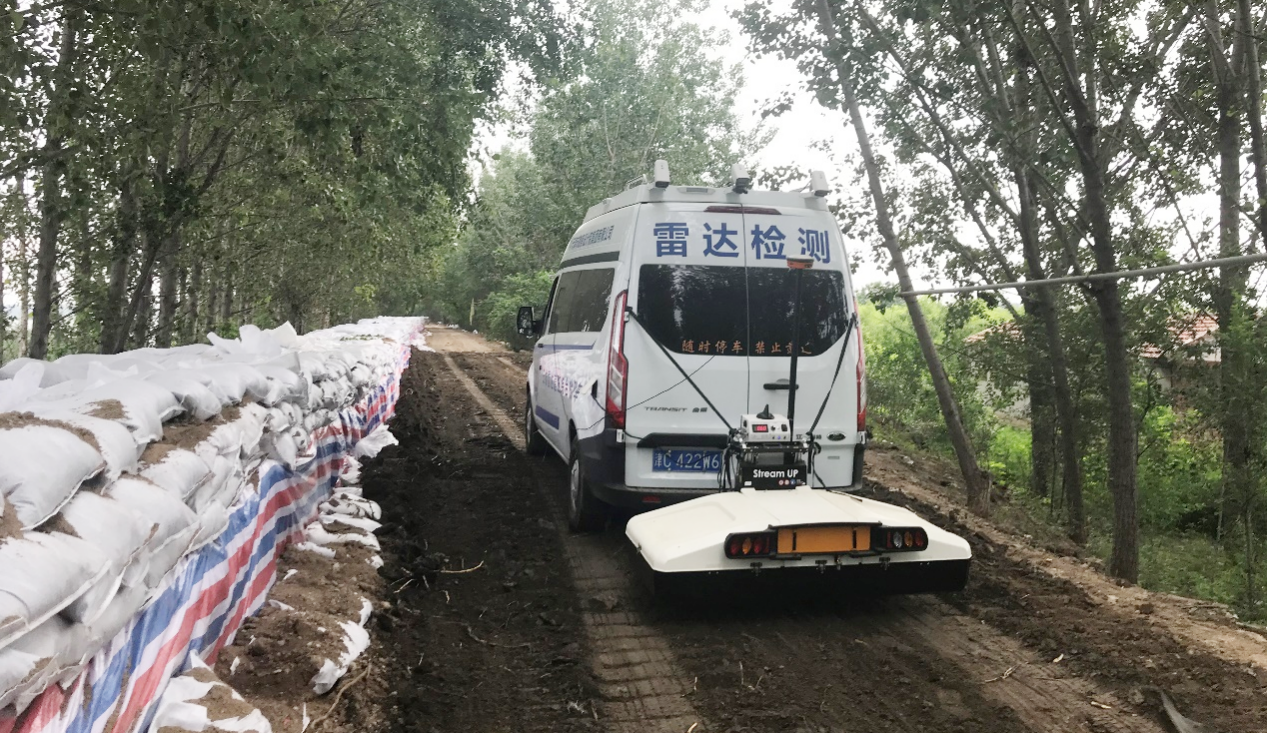 尊龙时凯集团助力防汛应急抢险事情